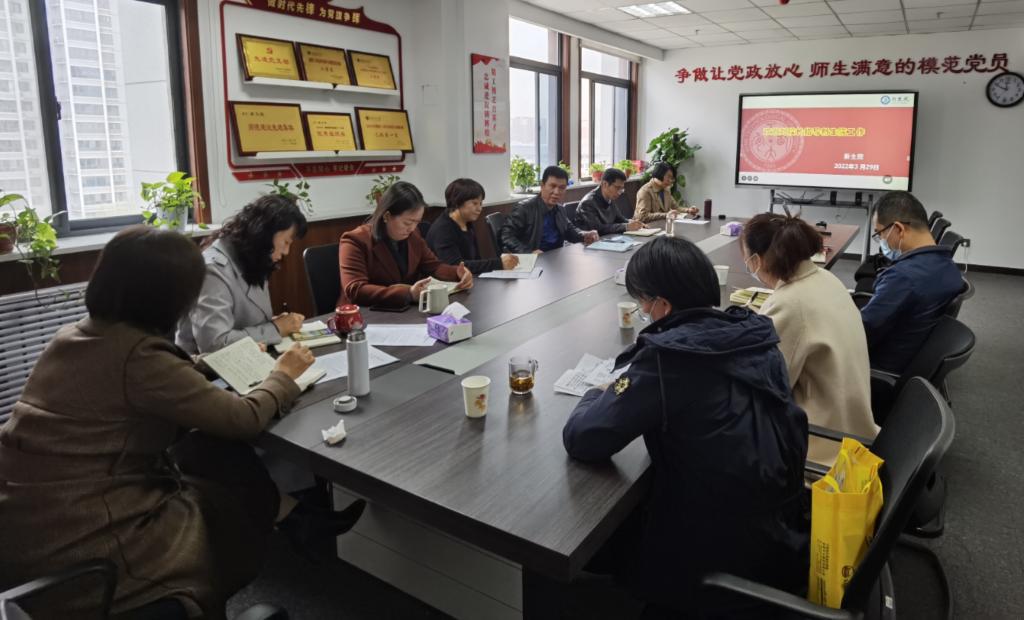 刘发林莅临司机社
指导工作
