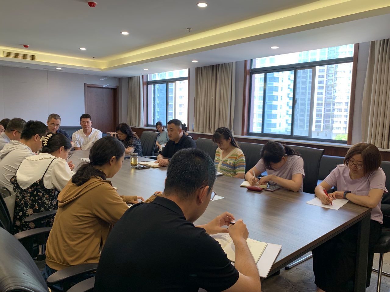 五育并举，融合协同，扎实推进优良学风建设---司机社
召开学生建设工作推进会