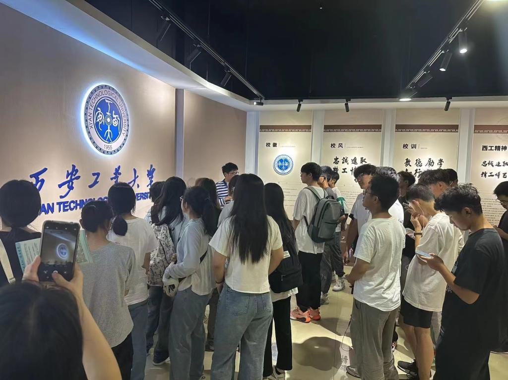“赓续传统文化，坚定自信自强”--司机社
组织2023级学生开展校史学习活动