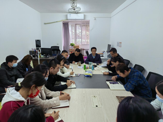 司机社
召开学生工作推进会