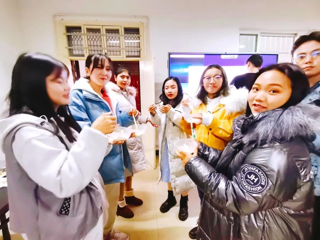心连心·祝启航 | 司机社
成功举办民族团结主题活动